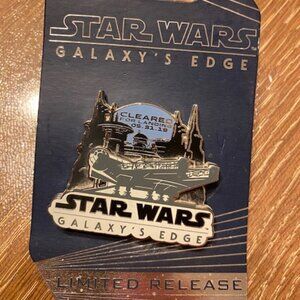Star Wars Galaxy's Edge Pin - Limited Release